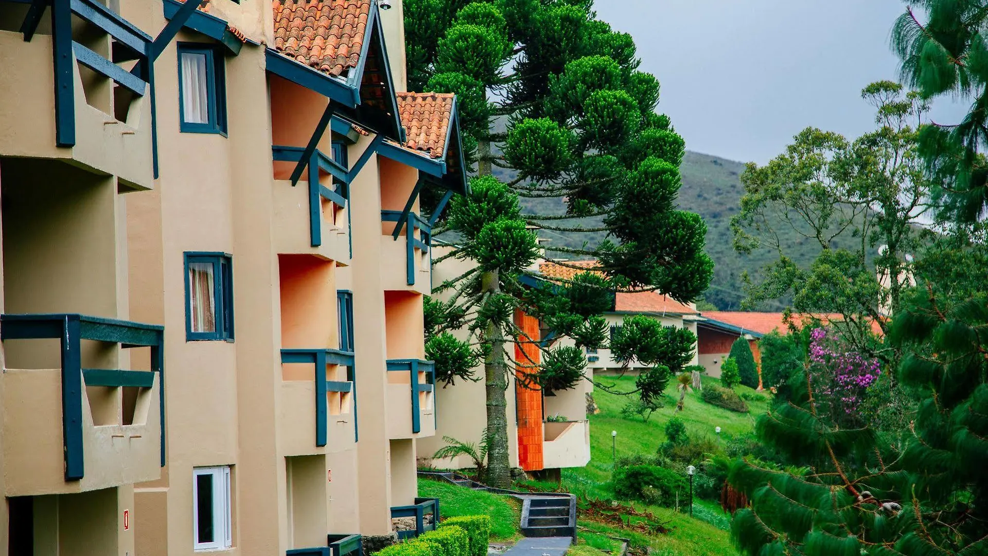 Hotel Plaza Inn Week Inn Campos do Jordão